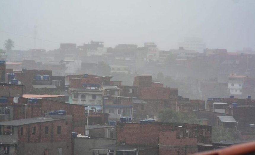 chovendo-muito-em-salvador?-cidade-esta-passando-pelo-mes-de-abril-mais-chuvoso-desde-1996