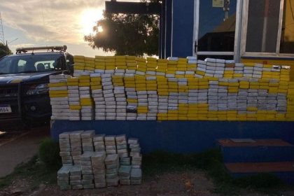 maior-apreensao-do-ano:-prf-apreende-800-kg-de-cocaina-no-piaui