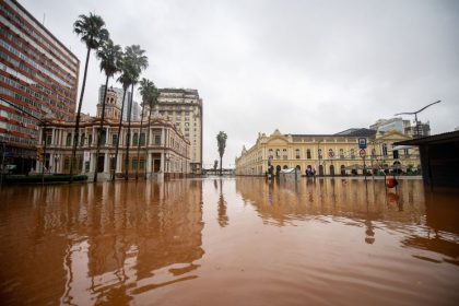 enchentes-no-rio-grande-do-sul:-porto-alegre-decreta-racionamento-de-agua