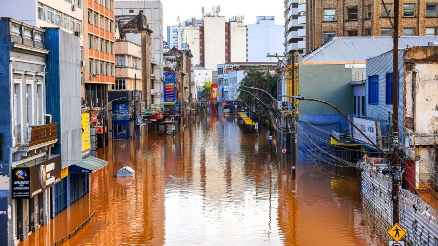 agua-potavel-e-mais-aeronaves:-governo-de-mg-amplia-envio-de-ajuda-para-o-rs