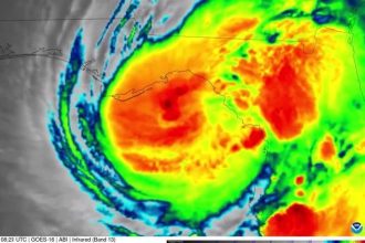 tempestade-tropical-debby-mata-pelo-menos-6-pessoas-nos-estados-unidos