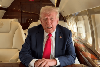 aviao-de-trump-troca-rota-apos-problema-mecanico,-diz-fonte