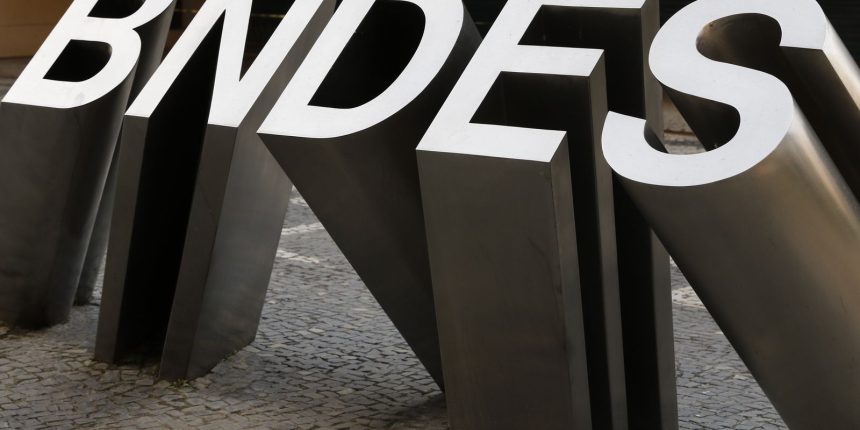 bndes-aumenta-aprovacoes-de-credito-em-83%-no-1o-semestre