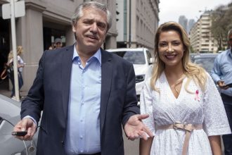 ex-primeira-dama-da-argentina-amplia-denuncia-contra-alberto-fernandez