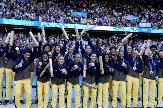 brasil-e-prata-no-futebol-feminino-apos-reves-contra-eua-na-final