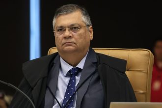 ministro-flavio-dino-suspende-pagamento-de-emendas-impositivas