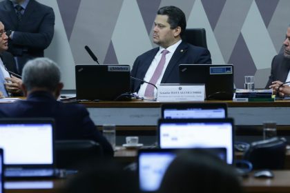 politicos-condenados-ficarao-inelegiveis-por-menos-tempo,-aprova-ccj