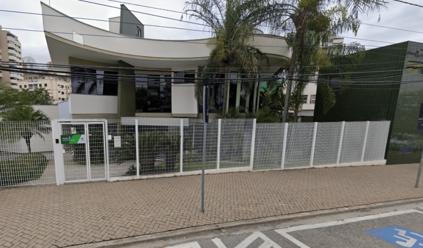 maes-denunciam-criacao-de-falsos-nudes-de-alunas-por-ia-em-sorocaba-(sp)