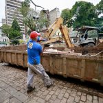 limpeza-de-residuos-das-enchentes-e-retomada-em-porto-alegre