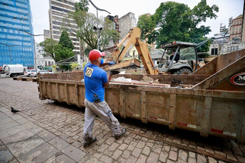 limpeza-de-residuos-das-enchentes-e-retomada-em-porto-alegre