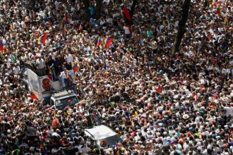 eua-preparam-sancoes-para-60-venezuelanos-devido-as-eleicoes,-dizem-fontes