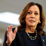 defender-ou-atacar-claramente-israel-e-tiro-no-pe-para-kamala,-diz-especialista-a-cnn