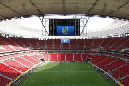 mane-garrincha-sera-o-palco-de-brasil-e-peru-pelas-eliminatorias