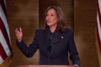 kamala-harris-direciona-foco-para-debate-contra-donald-trump,-dizem-fontes