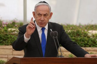 netanyahu-trava-disputa-com-mediadores-israelenses-sobre-cessar-fogo,-diz-fonte