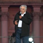 mujica-recebe-alta-e-medica-afirma-ter-“fortes-conviccoes-de-que-cancer-foi-curado”