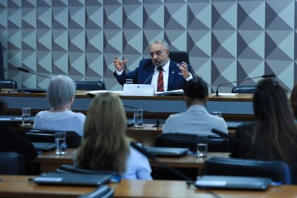 comissao-do-senado-aprova-projeto-que-amplia-participacao-feminina