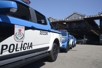 policial-militar-e-preso-apos-esfaquear-motociclista-em-briga-de-transito-no-rj