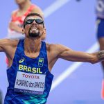 julio-cesar-agripino-e-ouro-e-bate-recorde-mundial-na-corrida-dos-5-km