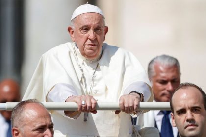 papa-francisco-diz-que-terra-esta-“doente”-em-novo-alerta-sobre-crise-climatica