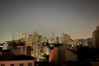 energia-retorna-em-sao-paulo;-problema-em-subestacao-da-eletrobras-interrompeu-cargas-por-algumas-horas