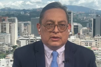 “sua-vida-estava-em-perigo”,-diz-advogado-de-edmundo-gonzalez-a-cnn-sobre-fugir-da-venezuela