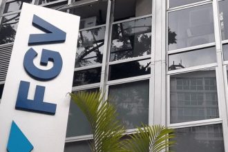 ex-estudante-da-fgv-e-condenado-apos-6-anos-de-crime-racial-contra-colega-em-sp