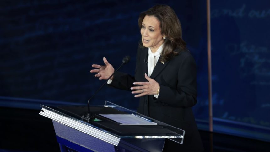 analise:-kamala-usou-elementos-tipicos-de-trump-com-deboches-e-frases-de-efeito