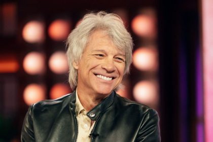 bon-jovi-convence-mulher-a-desistir-de-pular-de-ponte-nos-eua;-veja-video