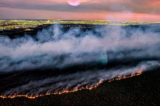 unb-e-escolas-do-df-suspendem-aulas-apos-incendio-no-parque-nacional-de-brasilia