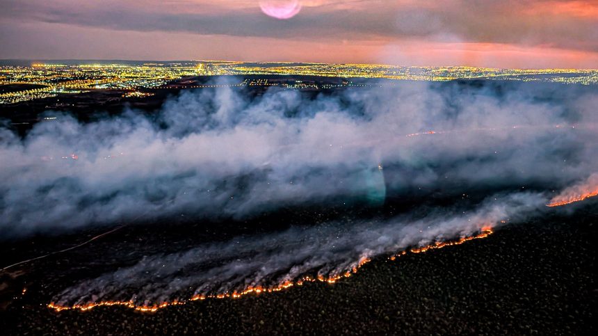 unb-e-escolas-do-df-suspendem-aulas-apos-incendio-no-parque-nacional-de-brasilia