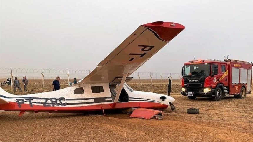 aviao-de-pequeno-porte-cai-em-mt;-ninguem-ficou-ferido