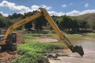 rj-investe-em-programa-de-limpeza-de-rios-para-prevencao-de-desastres-naturais