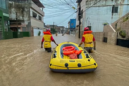 mudancas-climaticas-e-eventos-extremos-impactam-vacinacao-no-brasil