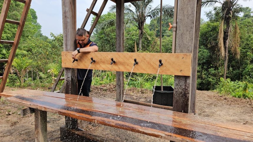 amazonas-instala-purificadores-de-agua-para-ribeirinhos-em-meio-a-risco-de-seca