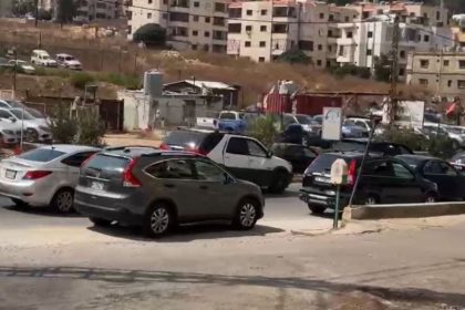 ataques-no-libano:-video-mostra-grande-fila-de-carros-em-fuga-para-beirute