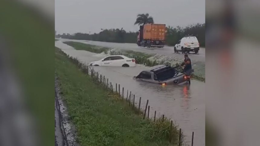 chuva-forte-provoca-estragos-em-mais-de-30-municipios-no-rio-grande-do-sul