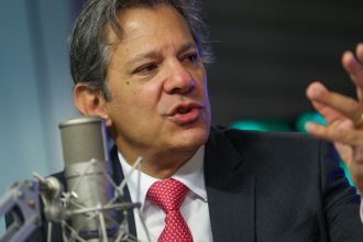 “chegou-a-hora-de-colocar-ordem-nisso”,-diz-haddad-sobre-bets