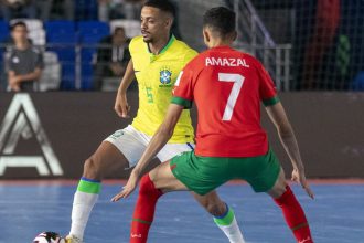 brasil-supera-marrocos-e-segue-para-semi-da-copa-do-mundo-de-futsal