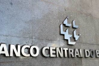 contas-publicas-tem-deficit-de-r$-21,4-bilhoes-em-agosto