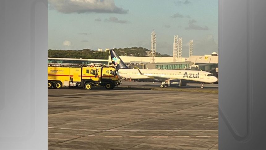 aviao-da-azul-faz-pouso-de-emergencia-em-salvador;-ouca-aviso-da-tripulacao