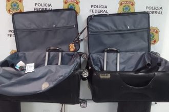 angolana-e-presa-com-1-kg-de-cocaina-no-aeroporto-do-galeao