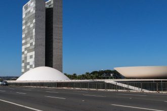 projeto-que-regulamenta-reforma-tributaria-tranca-pauta-de-votacoes