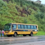 jitauna:-estudante-e-atropelada-por-motocicleta-ao-tentar-embarcar-em-transporte-escolar