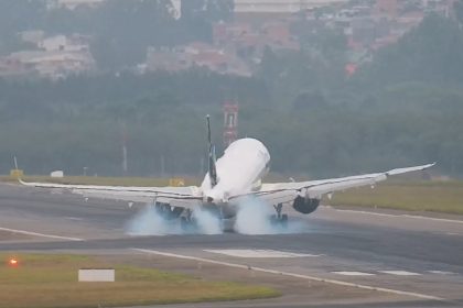 camera-flagra-imagem-impressionante-de-aviao-pousando-de-lado-em-guarulhos;-veja