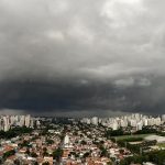 alerta:-tempo-muda-em-sao-paulo-nesta-quinta-feira-e-temperatura-caira-ate-16°c