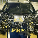 video:-prf-apreende-arsenal-de-armas-com-casal-no-parana