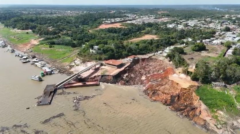 deslizamento-de-terra-atinge-regiao-do-rio-solimoes-no-amazonas;-veja-video