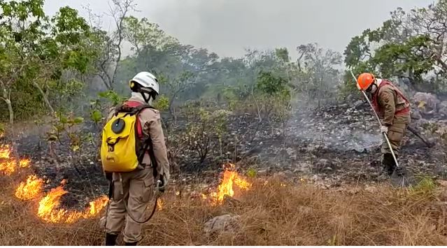 parque-nacional-da-chapada-dos-veadeiros-reabre-apos-incendios-florestais