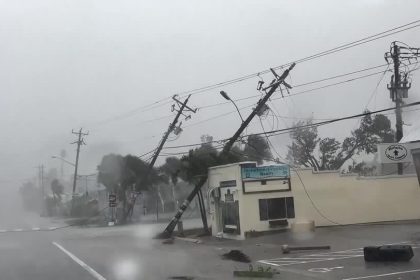 inundacoes-ultrapassam-um-metro-de-altura-na-ilha-sanibel,-na-florida